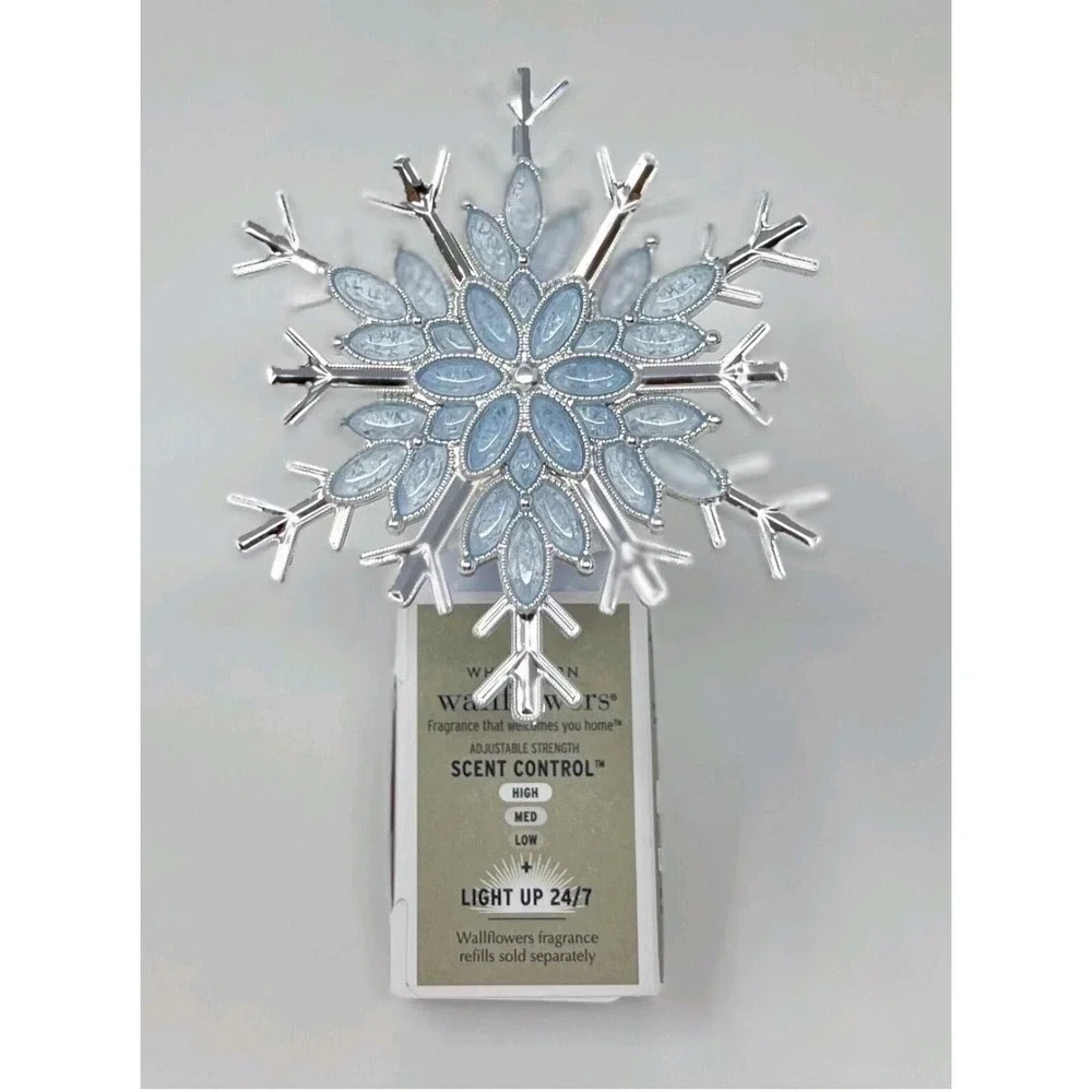 Bath & Body Works Blue Silver Snowflake Light Up Wallflower Plug In Holiday